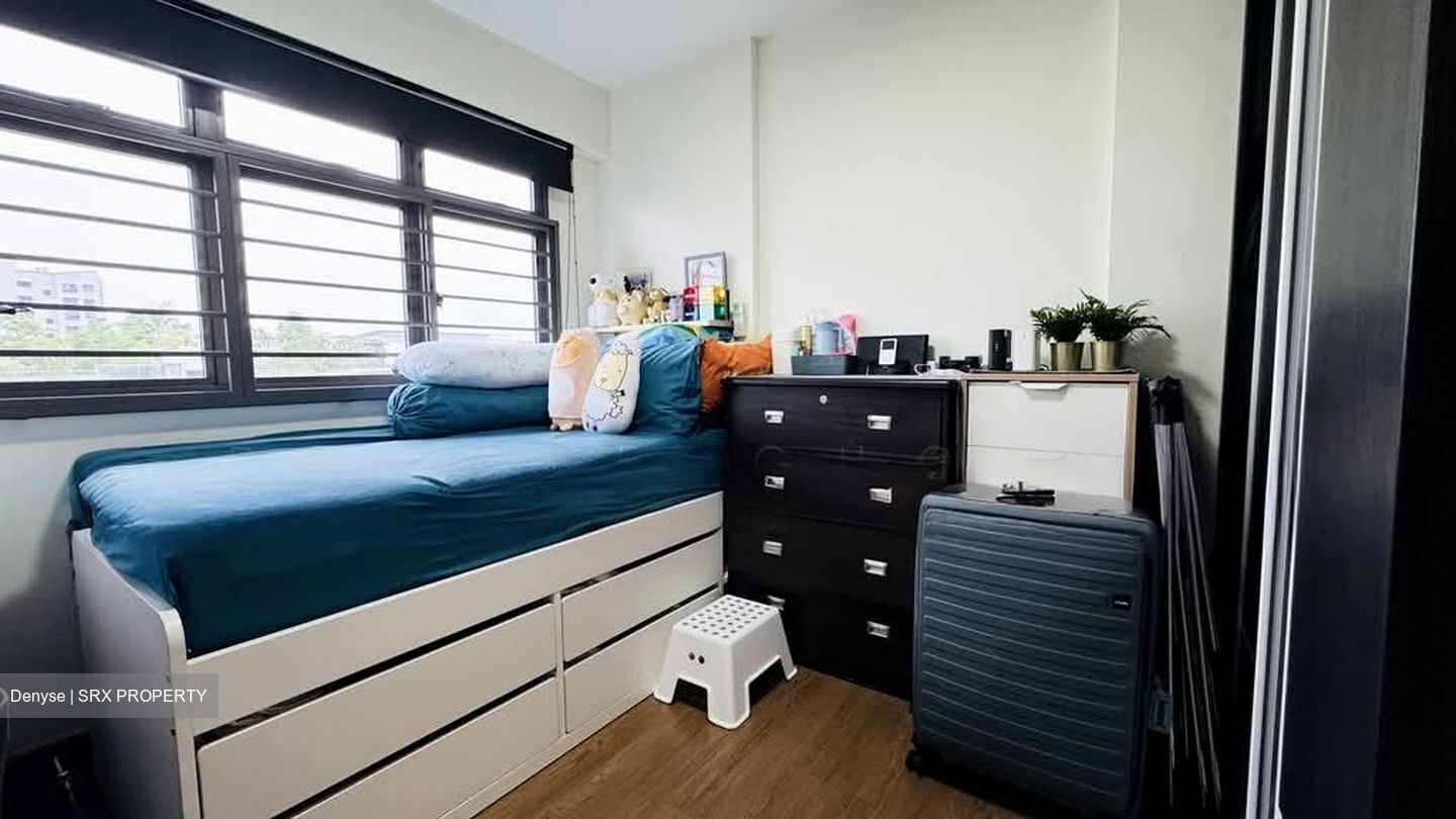 Blk 479C Valley Spring @ Yishun (Yishun), HDB 4 Rooms #586476171